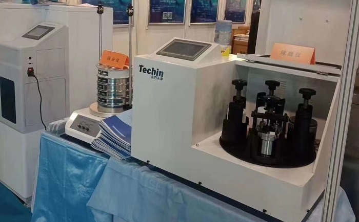 CECIA2020茄子视频官网下载展台